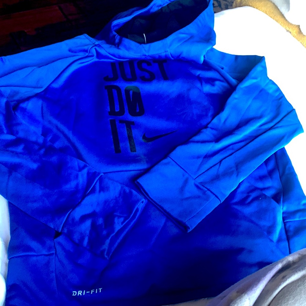 Nike pullover